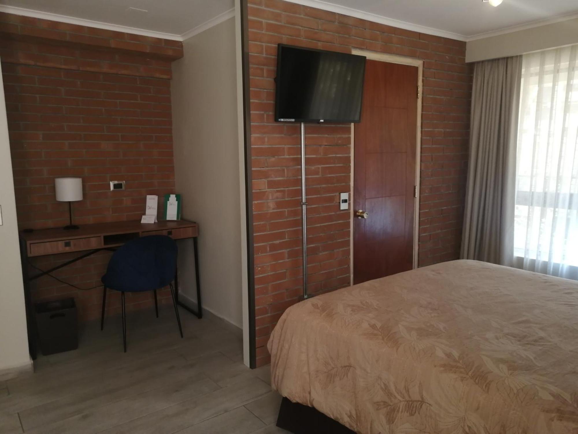 Hotel Diego De Velazquez Сантьяго Экстерьер фото