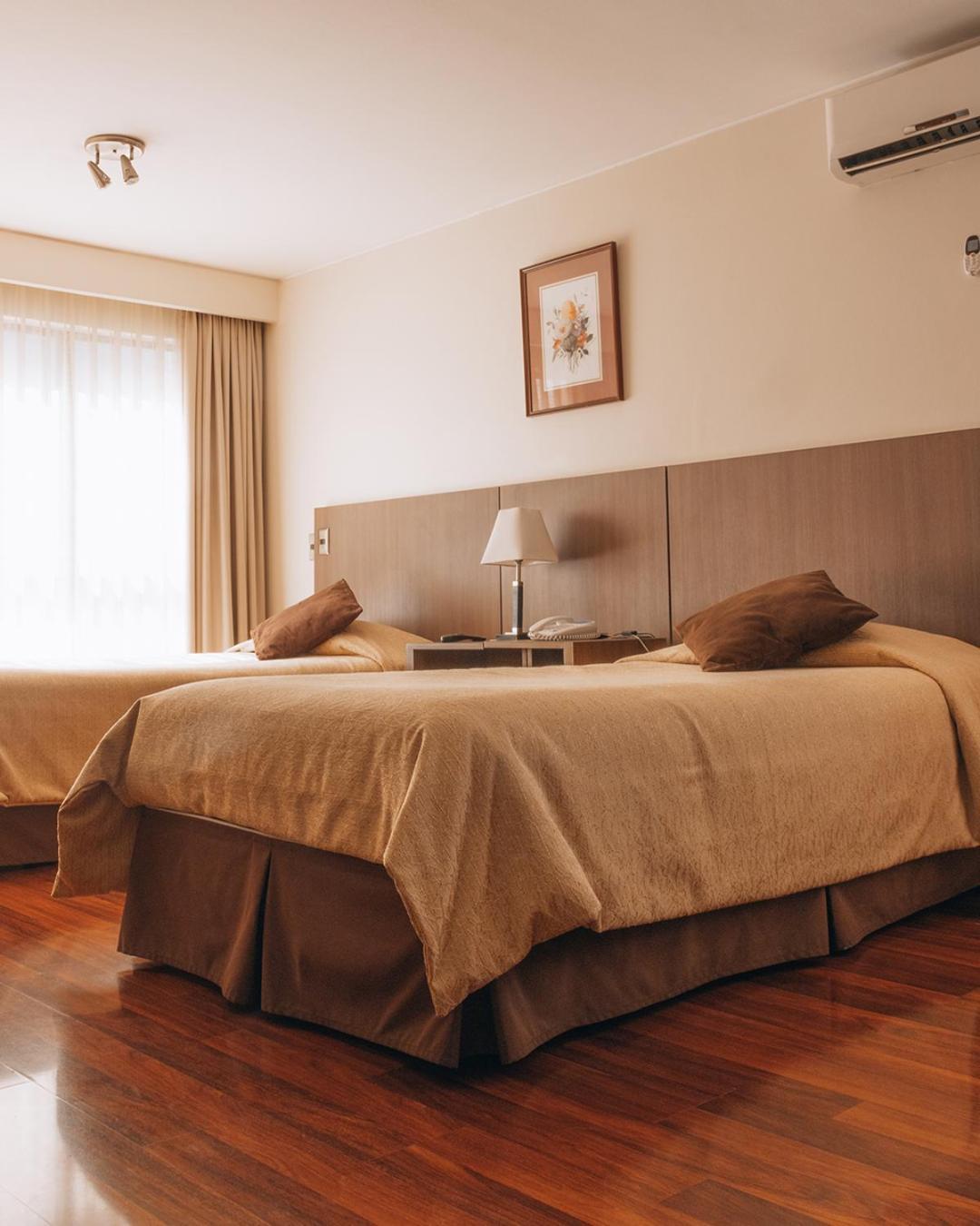 Hotel Diego De Velazquez Сантьяго Экстерьер фото