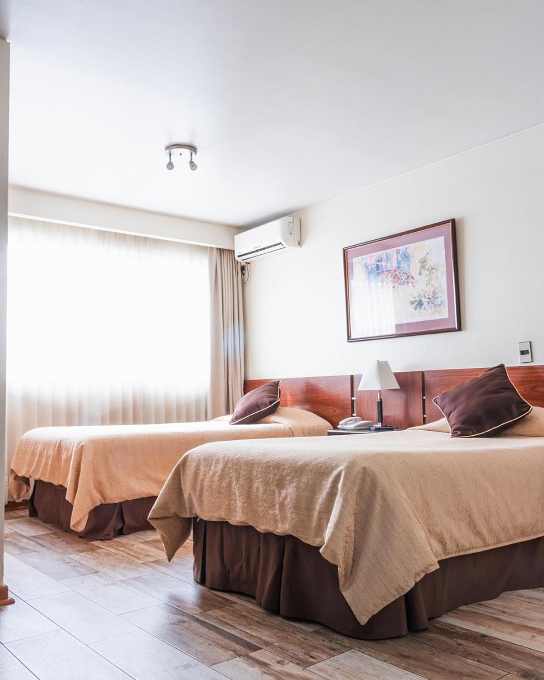 Hotel Diego De Velazquez Сантьяго Экстерьер фото
